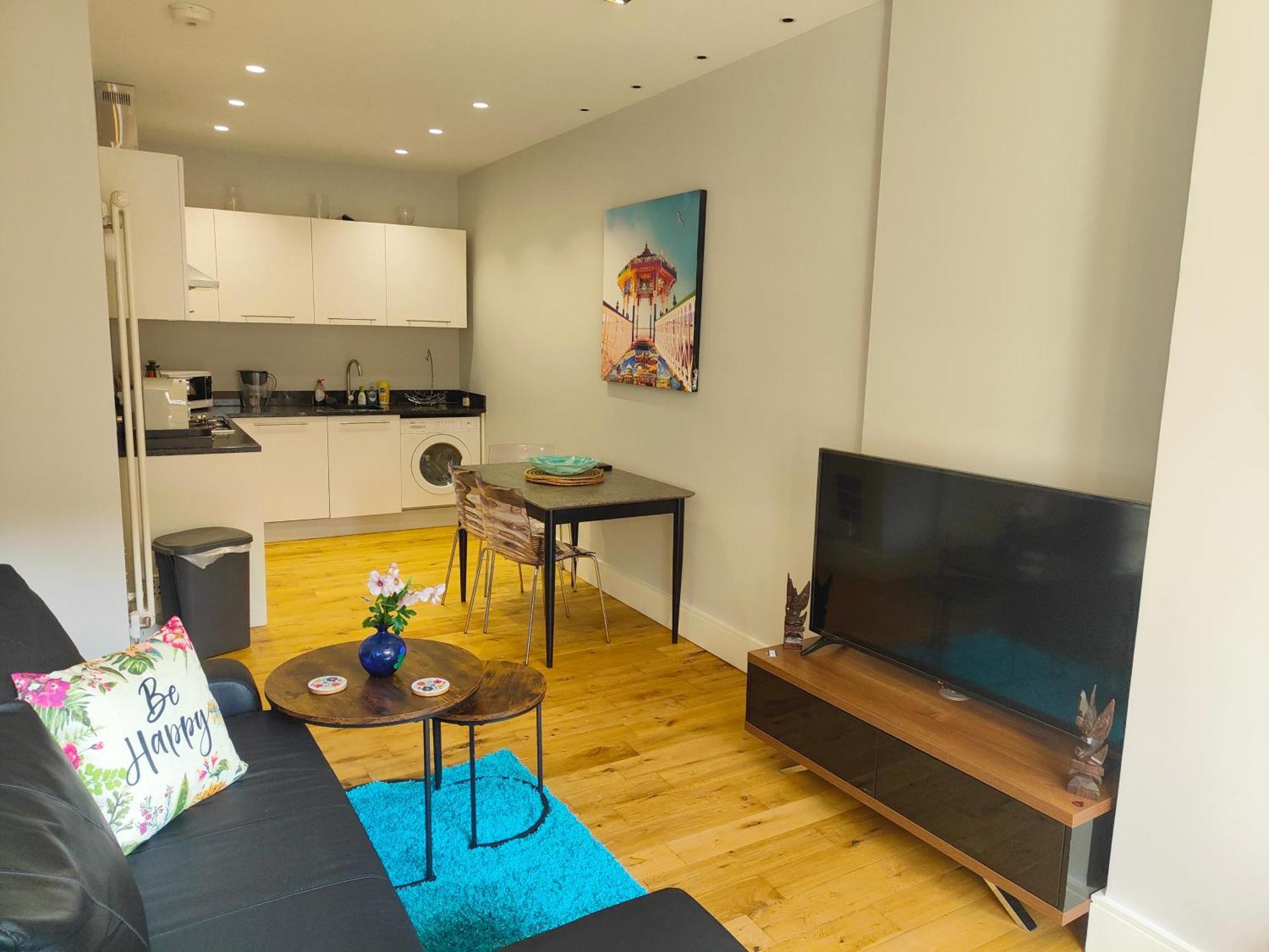 Modern Central Brighton Patio Apartment Екстер'єр фото